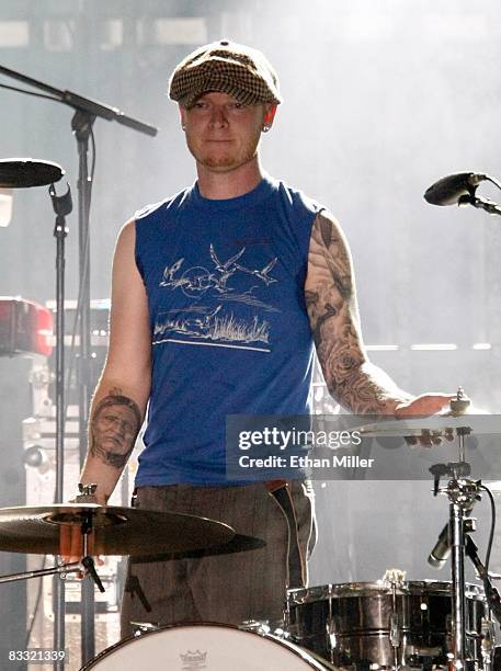 Drummer Rick Woolstenhulme Jr Photos and Premium High Res Pictures