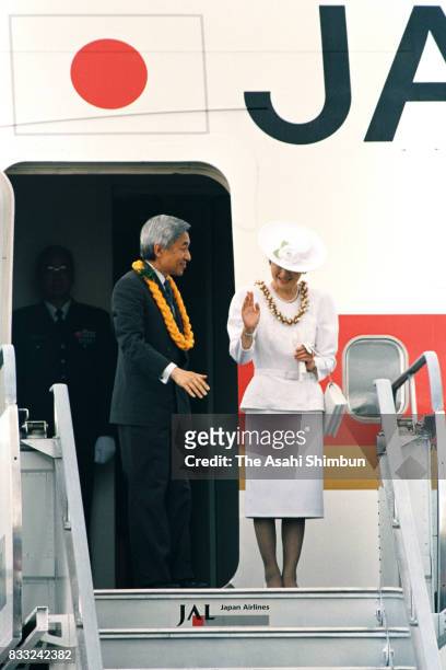 Emperor Akihito and Empress Michiko are seen on departure for Japan at the U.S. Air Force Hickam Field on June 25, 1994 in Honolulu, Hawaii.