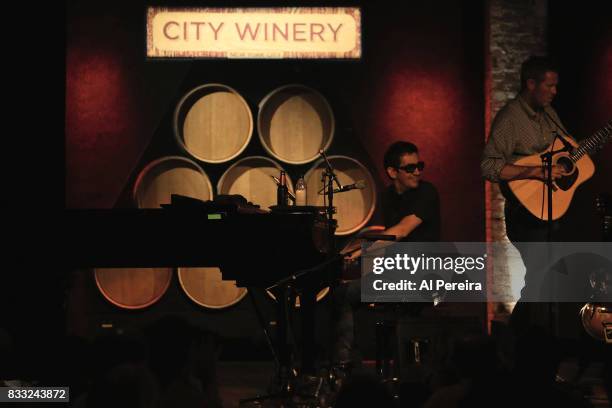 Croce performs with Robbie Fulks at City Winery on August 16, 2017 in New York City.