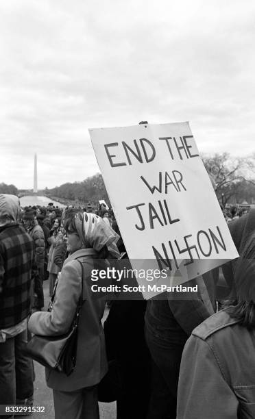Washington, DC : Large groups of activists line up in front of the Lincoln Memorial Reflecting Pool in Washington, DC in protest of the Vietnam War,...