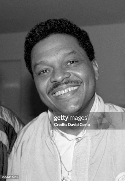 Ronaldo 'Obie' Benson of the Four Tops poses for a photo at the Churchill Hotel on June 24, 1988 in London, England.