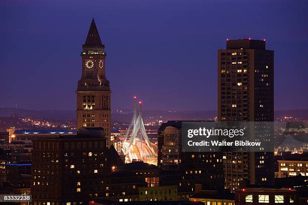 usa, massachusetts, boston, customs house and zaki - zakim bridge stock pictures, royalty-free photos & images