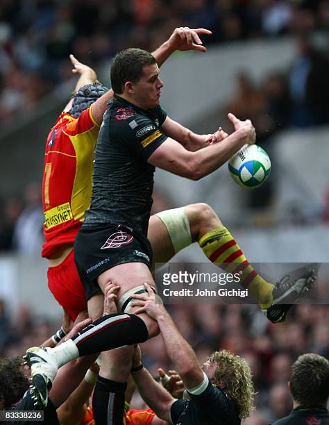 Ian Evans of Ospreys battles to win the ball during the Heineken Cup game between Ospreys and Perpignan on October 18, 1008 at The Liberty Stadium in...