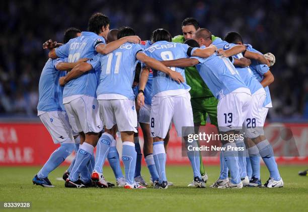 Napoli Team celebrate after winning the Serie A match between Napoli and Juventus at the Stadio San Paolo on October 18, 2008 in Napoli, Italy.