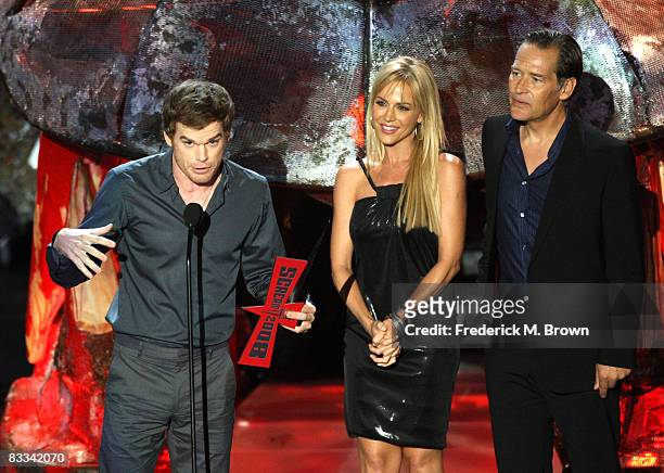 Actors Michael C. Hall, Julie Benz, and James Remar accept the Best TV Show award for Dexter onstage during Spike TV's 2008 Scream awards held at the...