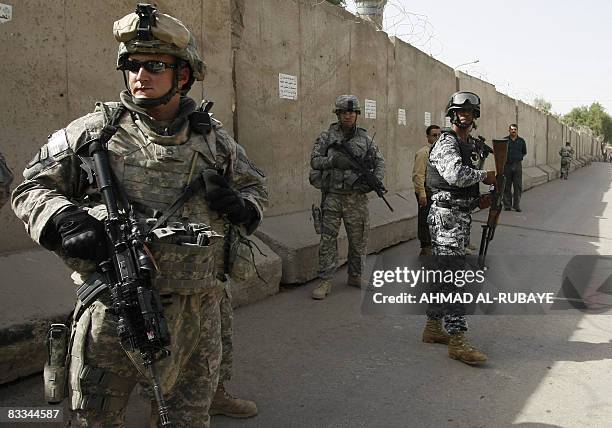 Ali Rashed Army 546 Al Rashid Army Stock Photos, High-Res Pictures, and Images - Getty ...