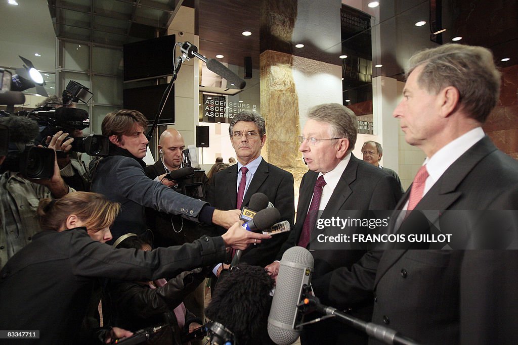 (From L) French Bank Caisse d'Epargne ne
