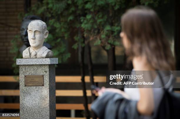 Picture taken on August 15, 2017 shows a memorial bust of Swedish diplomat Raoul Wallenberg in Moscow. Russia on August 17, 2017 set a hearing date...