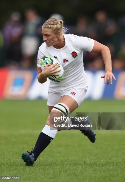 Alex Matthew of England runs with the ball during the Women's Rugby World Cup Pool B match between England and USA at Billings Park UCB on August 17,...