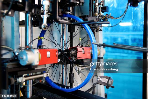 Bicycle Robot Photos and Premium High Res Pictures - Getty Images