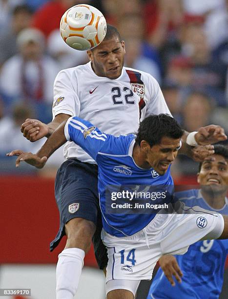 S Oguchi Onyewu, left, battles El Salvador's Ramon Sanchez during the 2007 CONCACAF Gold Cup Qualifier between USA and EL Salvador at Gillette...