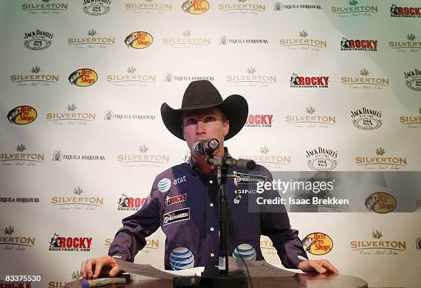 Justin Reed Bull Rider 74 Isaac Lodge Stock Photos, High-Res Pictures, and Images - Getty Images