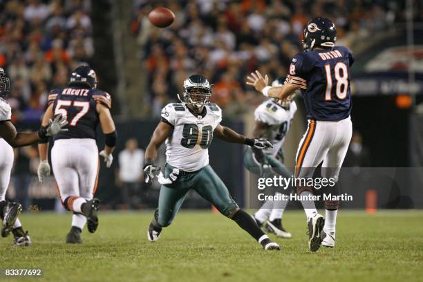 Defensive end Darren Howard of the Philadelphia Eagles rushes the quarterback during a game against the Chicago Bears on September 28, 2008 at...