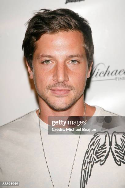 Actor Simon Rex attends Tag The World's Celebrity Basketball Game on October 16, 2008 in Long Beach, California.