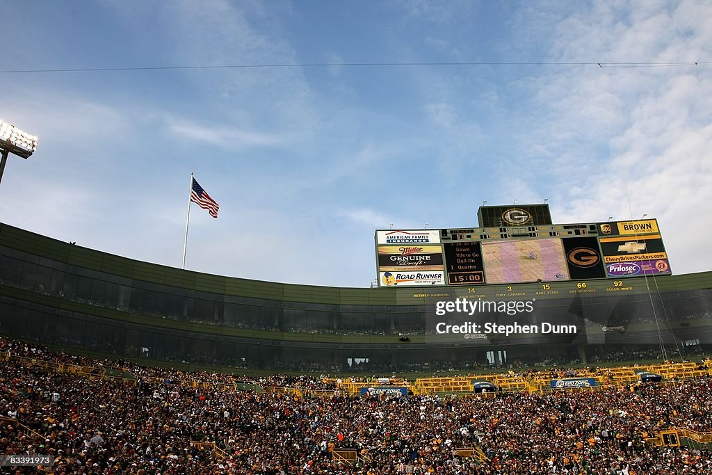 Indianapolis Colts v Green Bay Packers