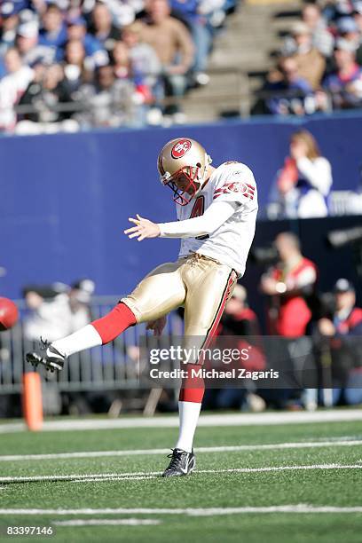 Punter Andy Lee of the San Francisco 49ers punts during the NFL game against the New York Giants on October 19, 2008 at Giants Stadium in East...