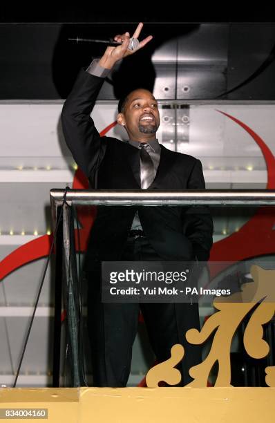 Will Smith arrives for the premiere of I Am Legend at the Odeon West End Cinema, Leicester Square, London.