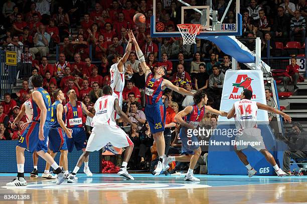 Daniel Snatiago of Regal FC Barcelona and John Cox of Sluc Nancy Basket in action during the Euroleague Basketball Game 1 match between Sluc Nancy...