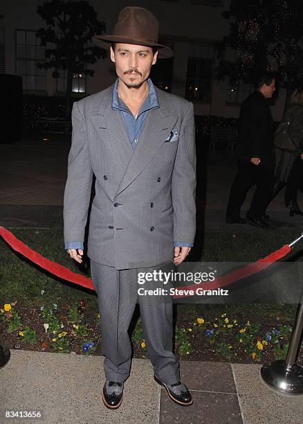 Actor Johnny Depp arrives at a special screening for DreamWorks Pictures' 'Sweeney Todd' at the Paramount Theater on December 5, 2007 in Los Angeles,...