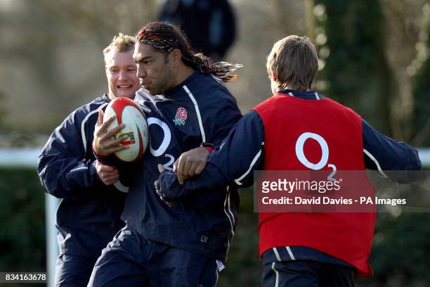 England's Lesley Vianakolo is challenged by his team mates during training