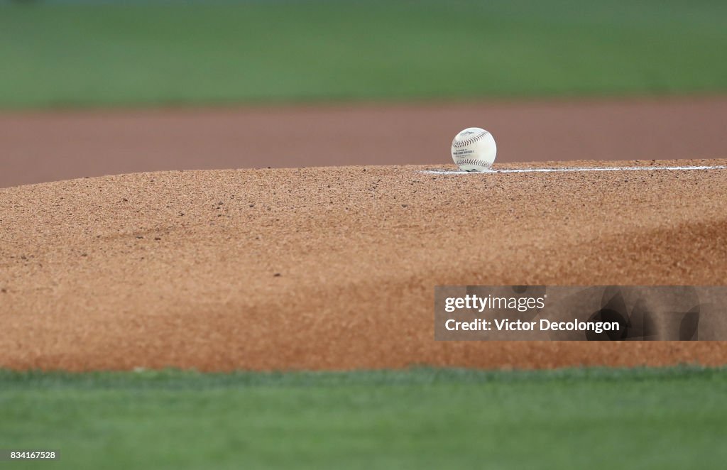 San Diego Padres v Los Angeles Dodgers