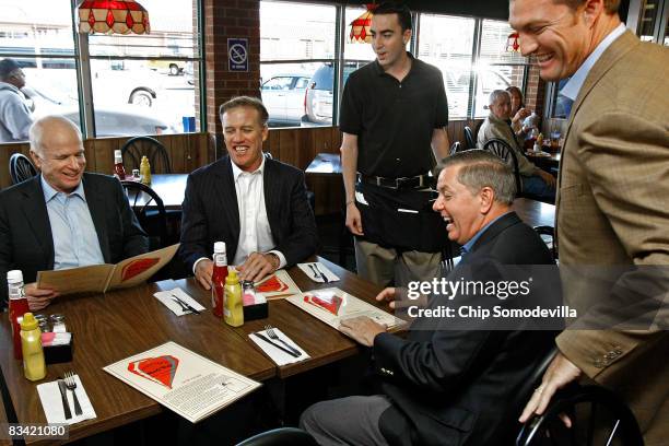 Republican presidential nominee Sen. John McCain , former Denver Broncos quarterback John Elway, Sen. Lindsey Graham and former Denver Broncos player...