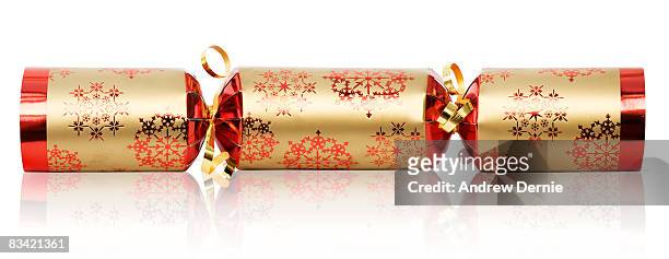 christmas cracker - christmas crackers stock pictures, royalty-free photos & images