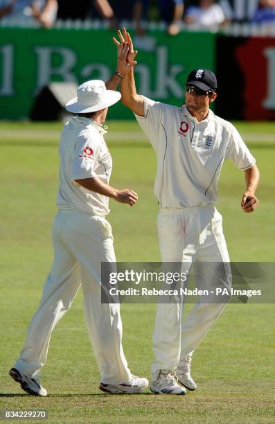 England's Alastair Cook celebrates catching out New Zealand's Stephen Fleming during the 1st Test at Seddon Park, Hamilton, New Zealand.