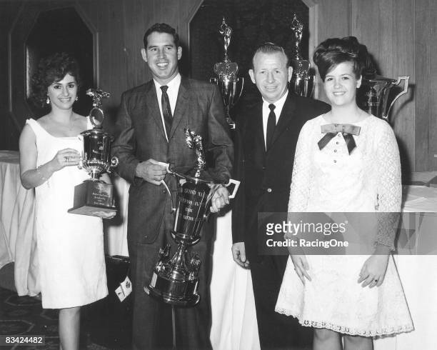 David Pearson won his first national championship in 1966 over rookie James Hylton. It was the second straight year a rookie driver was runner-up in...