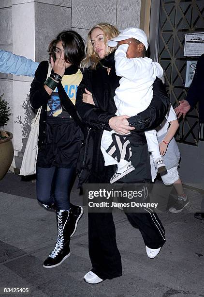 David Banda Rocco Ritchie Lourdes Rocco Photos and Premium High Res Pictures - Getty Images