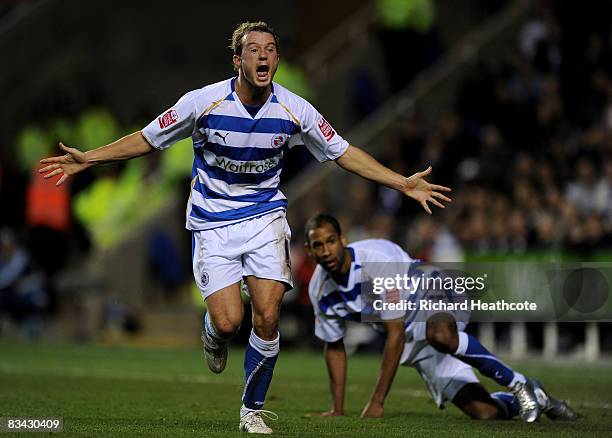 Noel Hunt of Reading protests to the linesman after Jimmy Kebe was fouled in the box during the Coca-Cola Championship match between Reading and...