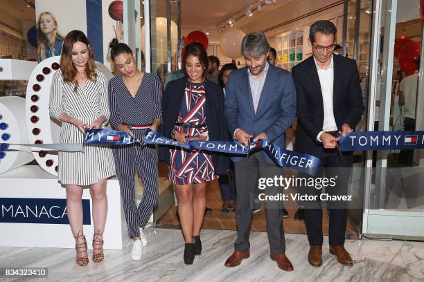 Ingrid Ramon 27 Ramon Soler Stock Photos, High-Res Pictures, and Images - Getty Images
