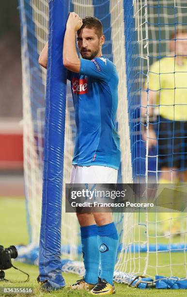 Dries Mertens of SSC Napoli in action during the UEFA Champions League Qualifying Play-Offs Round First Leg match between SSC Napoli and OGC Nice at...