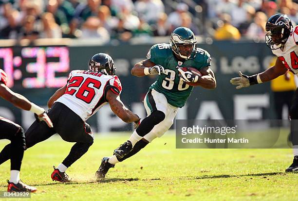 Running back Brian Westbrook of the Philadelphia Eagles carries the ball during a game against the Atlanta Falcons on October 26, 2008 at Lincoln...