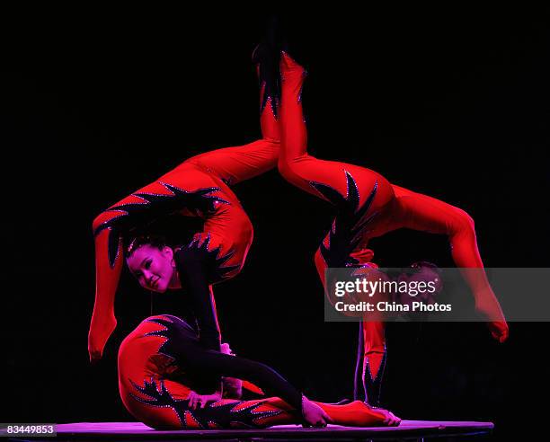 High Risk Acrobats 252 Mongolian Contortionists Stock Photos, High-Res Pictures, and ...