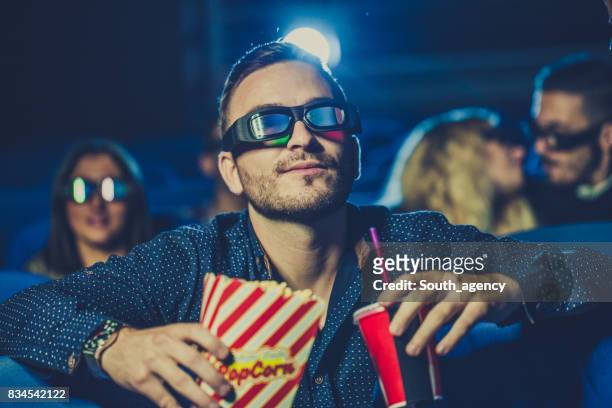 i like this movie - loving 2016 film stock pictures, royalty-free photos & images