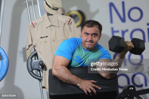 Sub Inspector Rajender Si Pictures and Photos - Getty Images