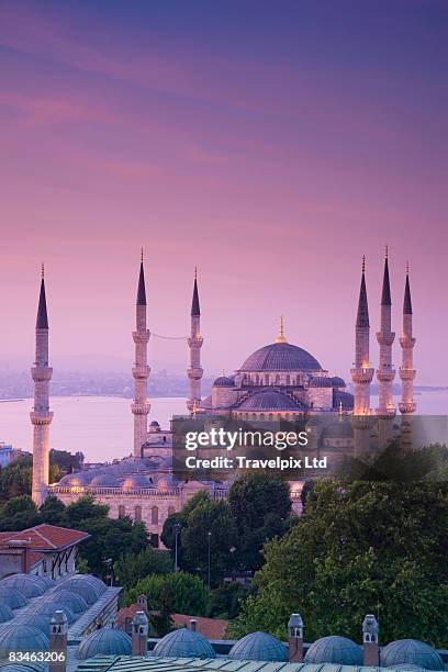 sultan ahmet mosque illuminated - blue mosque stock pictures, royalty-free photos & images