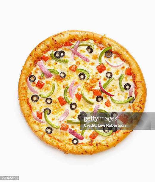 whole veggie pizza - groene paprika stockfoto's en -beelden