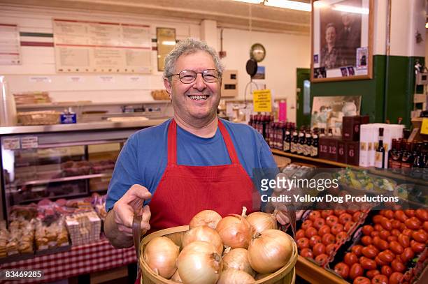 portrait of owner of food store - manchester vermont fotografías e imágenes de stock