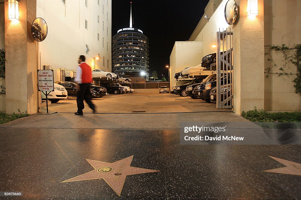 LA's Historic Hollywood And Vine Area Threatened With Demolition