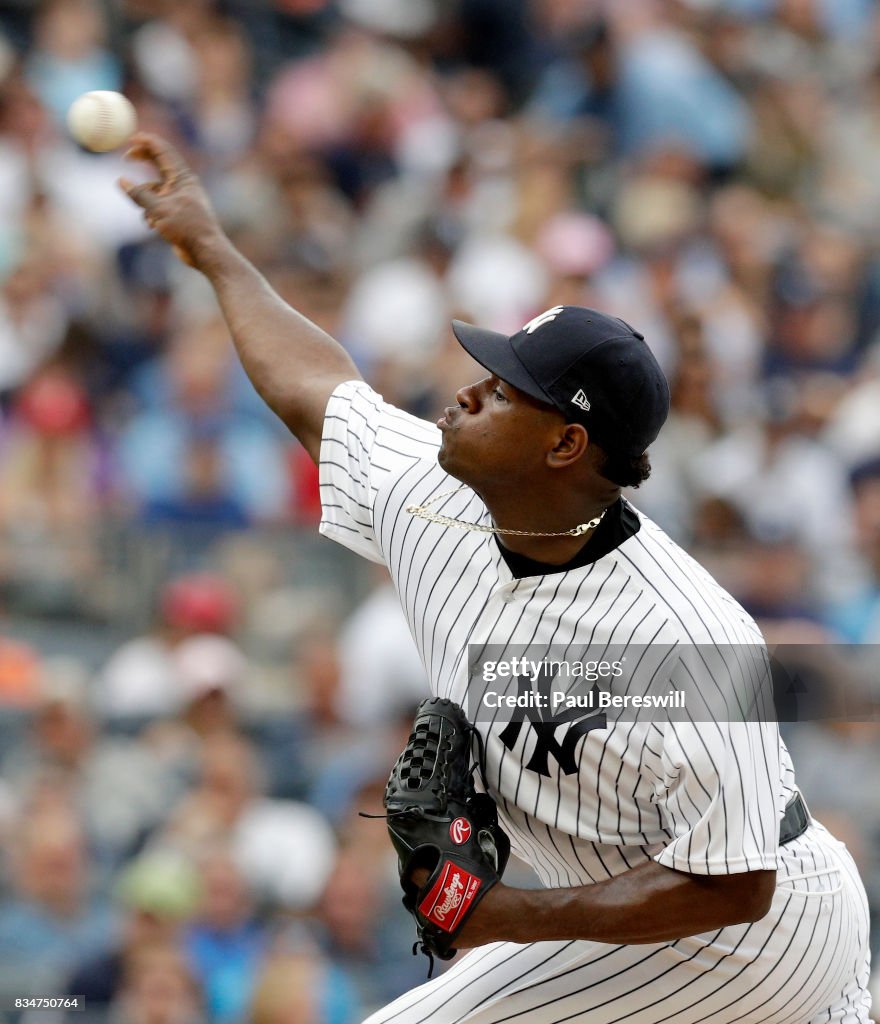 Boston Red Sox v New York Yankees