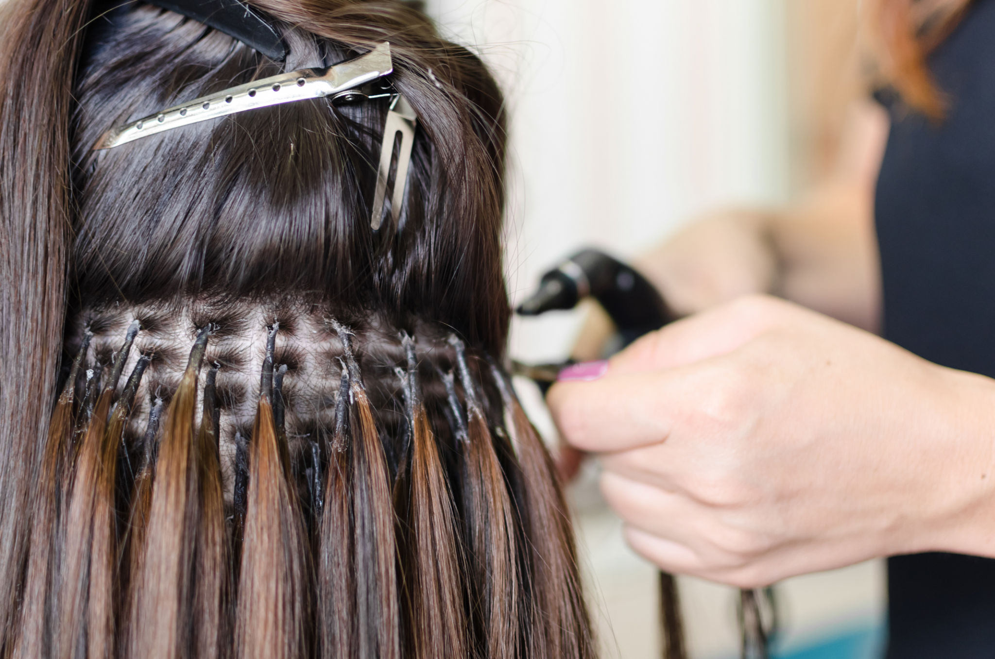 Extension Application Methods Comparing Hair Extension Types: Which is Right for Your Lifestyle?