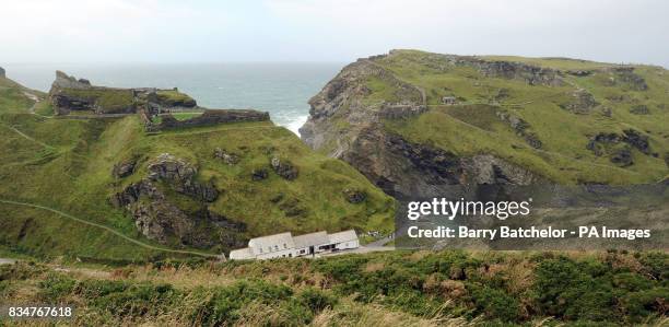 The rocky profile of King Arthur on a cliff face at Castle Island, Tintagel Castle, Cornwall the ancient home of the 13th Century Earls of Cornwall.