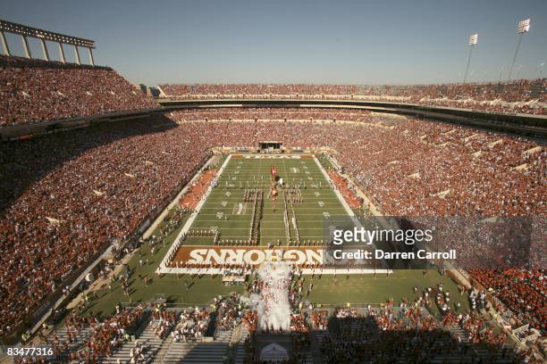 Aerial view of Texas Memorial Stadium with 98,518 fans in attendance during Texas vs Oklahoma State game. Austin, TX CREDIT: Darren Carroll