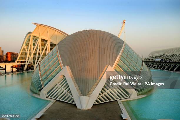 General view of the eyeball-shaped L'Hemisferic, it houses a planetarium, laserium, and IMAX theater. Part of a larger complex mostly designed by the...