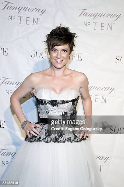 Actress Zoe McClellan attends the Social Life Magazine Hosts Zoe McLellan Celebrating Her July 4th Magazine Cover on July 5, 2008 in Watermill, New...