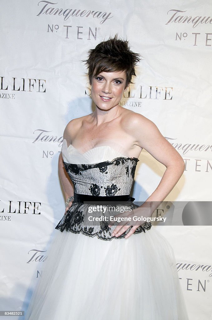 Social Life Magazine Hosts Zoe McLellan Celebrating Her July 4th Cover