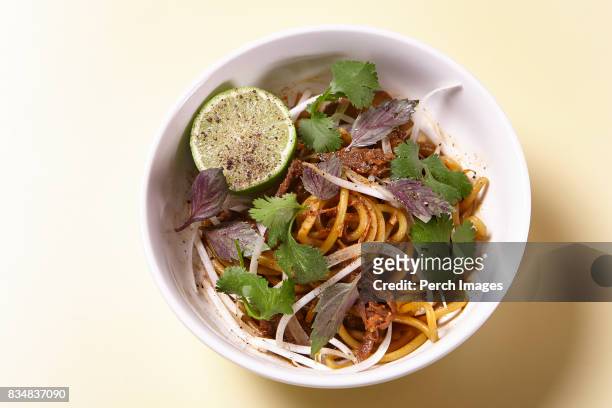 vietnamese noodles - hoisin sauce stock pictures, royalty-free photos & images