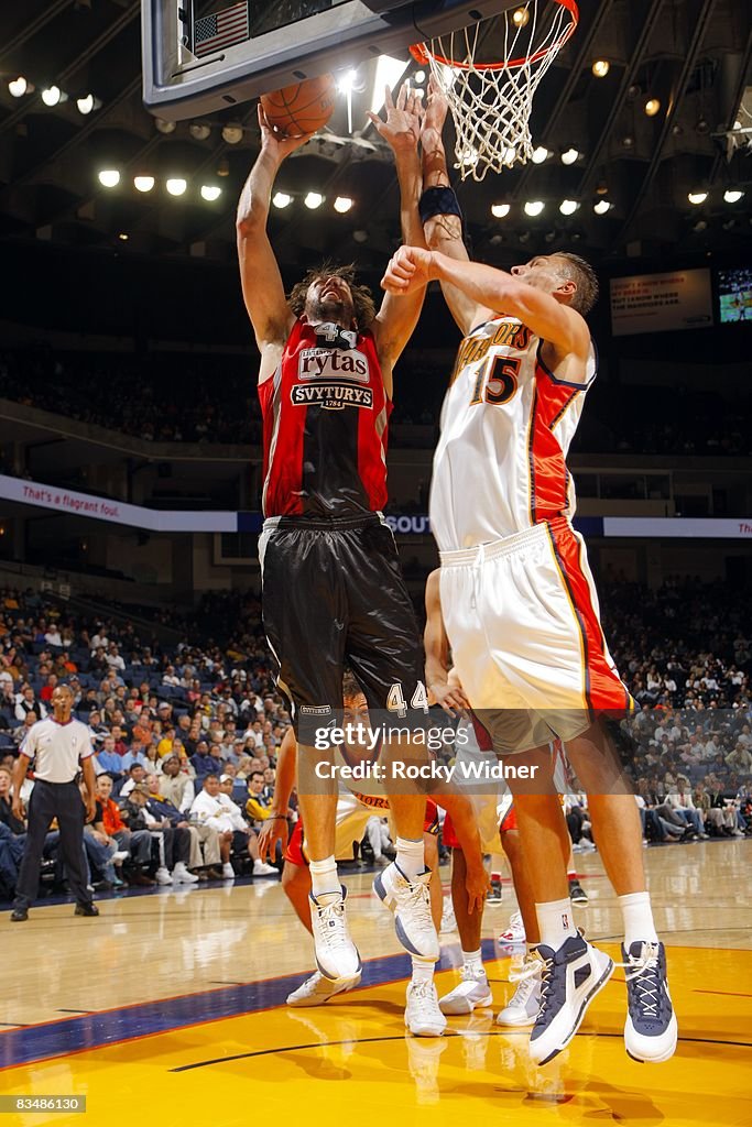 Lietuvos Rytas v Golden State Warriors